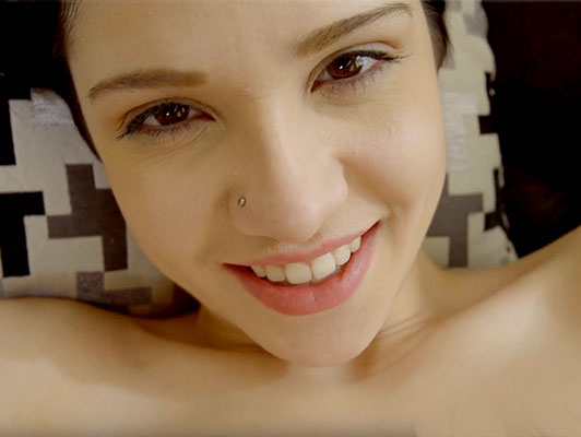 Imagen Puta con la hija de mi vecina sexy que le encanta el sexo y una buena corrida en la cara