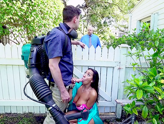 Imagen esposa de engano folla con el jardinero porque su marido no se levanta