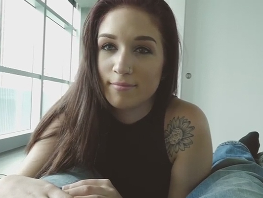 Imagen Amateur puta video porno con el pequeño paso-hermana que es muy perra