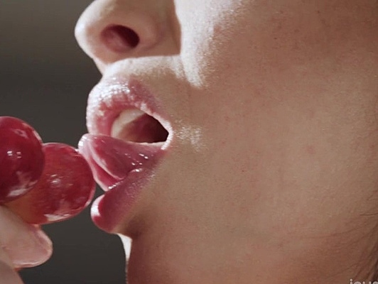 Imagen Sensual tetona Anissa Kate follada en la cocina
