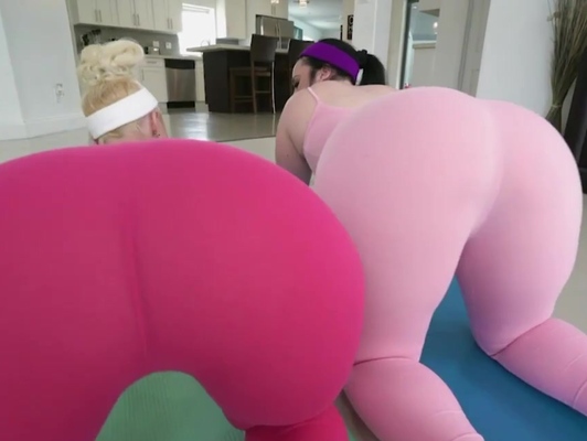 Imagen Culazo un trio de locos en el gimnasio