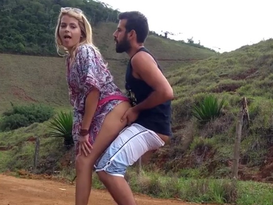 Imagen Público un buen polvo en las montañas